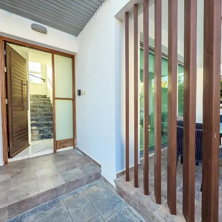 Alassia Blue Πρωταράς